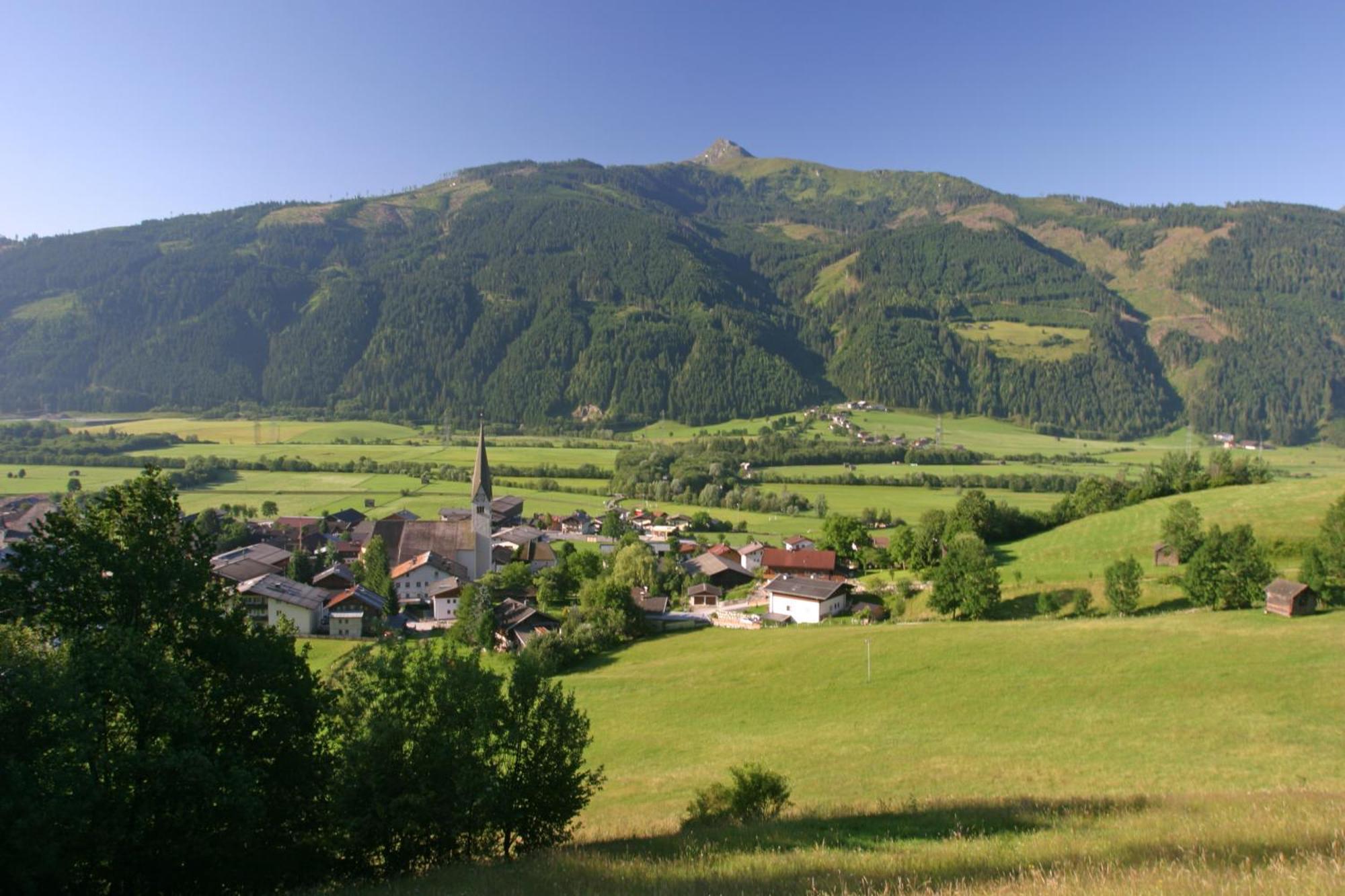 Hotel Dorfgasthof Schloesslstube Stuhlfelden Bagian luar foto